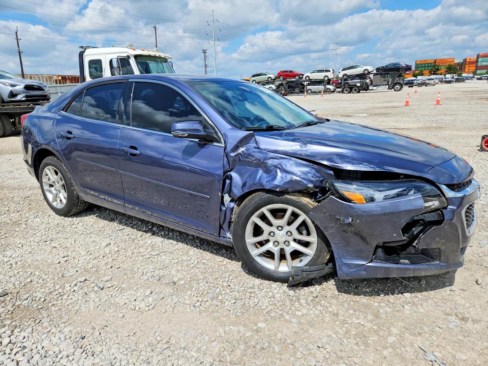 Photo 4 from auction – 2015 CHEVROLET MALIBU with VIN 1G11C5SLXFF341985