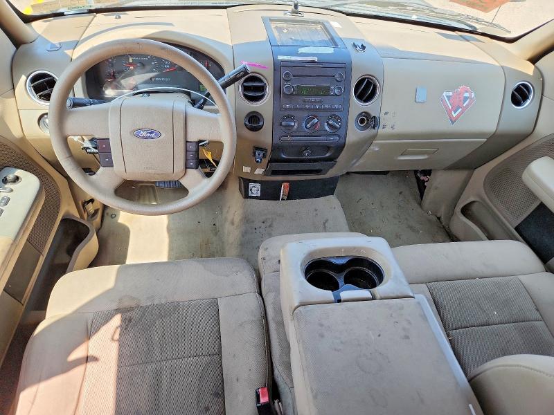 Photo 8 from auction – 2005 FORD F150 with VIN 1FTRX12W25NA57353