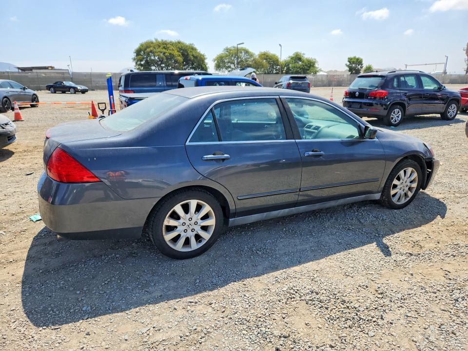Photo 3 from auction – 2007 HONDA ACCORD with VIN 1HGCM66447A072601