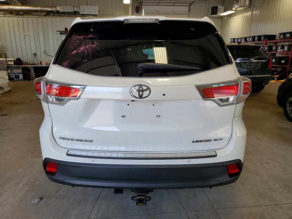 Photo 6 from auction – 2015 TOYOTA HIGHLANDER with VIN 5TDDKRFH1FS182567