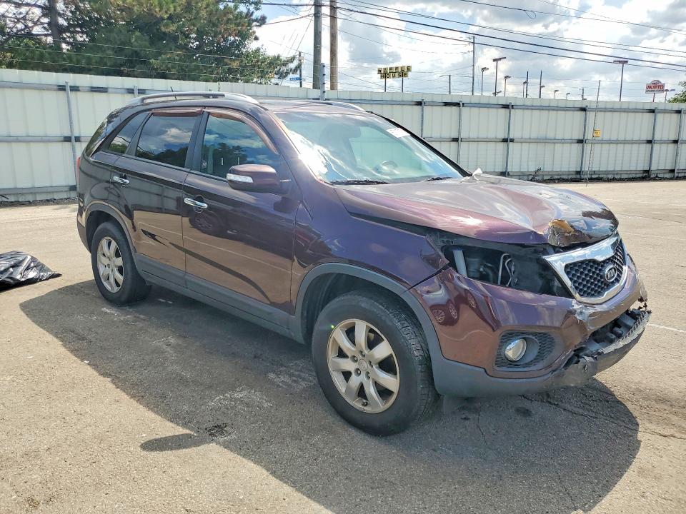 Photo 4 from auction – 2011 KIA SORENTO with VIN 5XYKT4A15BG151704