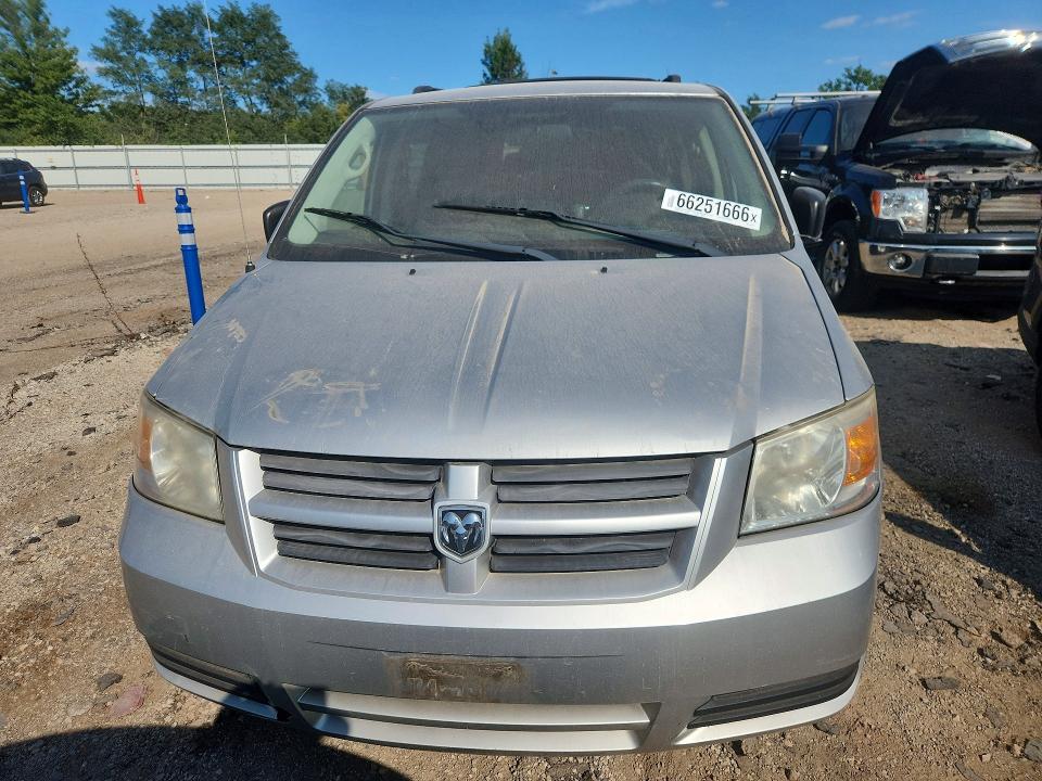Photo 5 from auction – 2010 DODGE GRAND CARAVAN with VIN 2D4RN4DE2AR161319