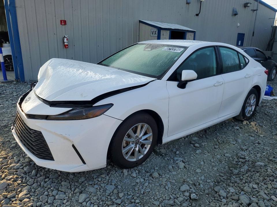 TOYOTA CAMRY 2025 with VIN 4T1DAACK4SU585416 - Photo from auction