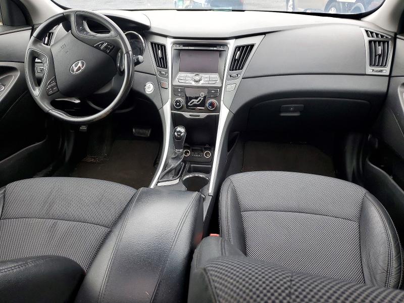 Photo 8 from auction – 2011 HYUNDAI SONATA with VIN 5NPEC4AC3BH066299