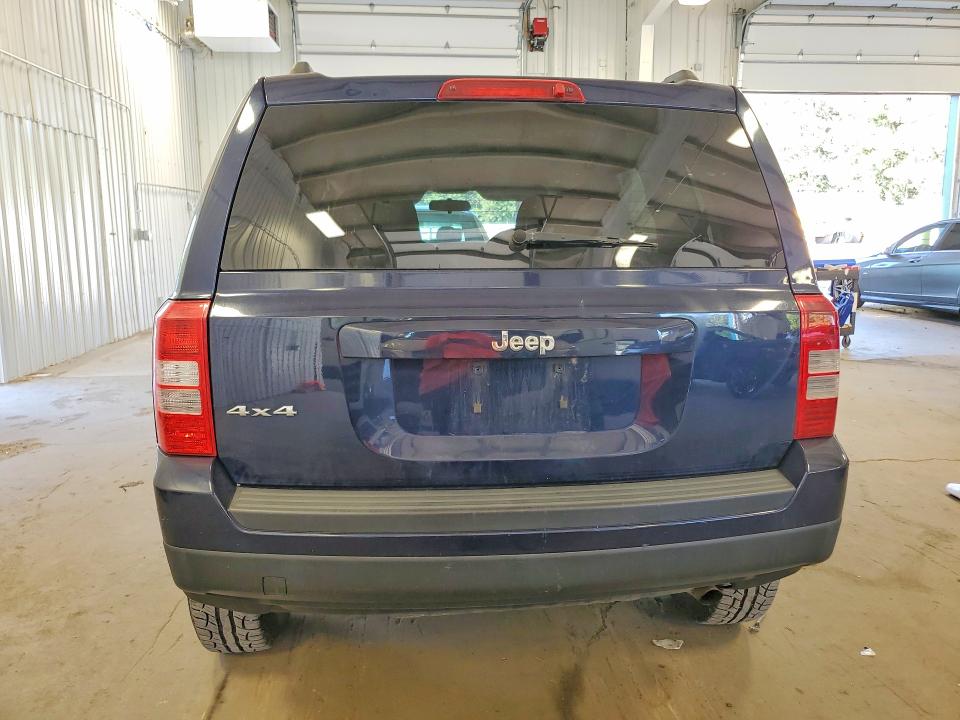 Photo 6 from auction – 2012 JEEP PATRIOT with VIN 1C4NJRBB5CD613265