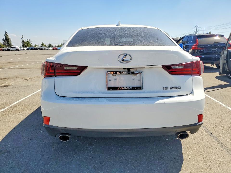 Photo 6 from auction – 2014 LEXUS IS with VIN JTHBF1D26E5016639