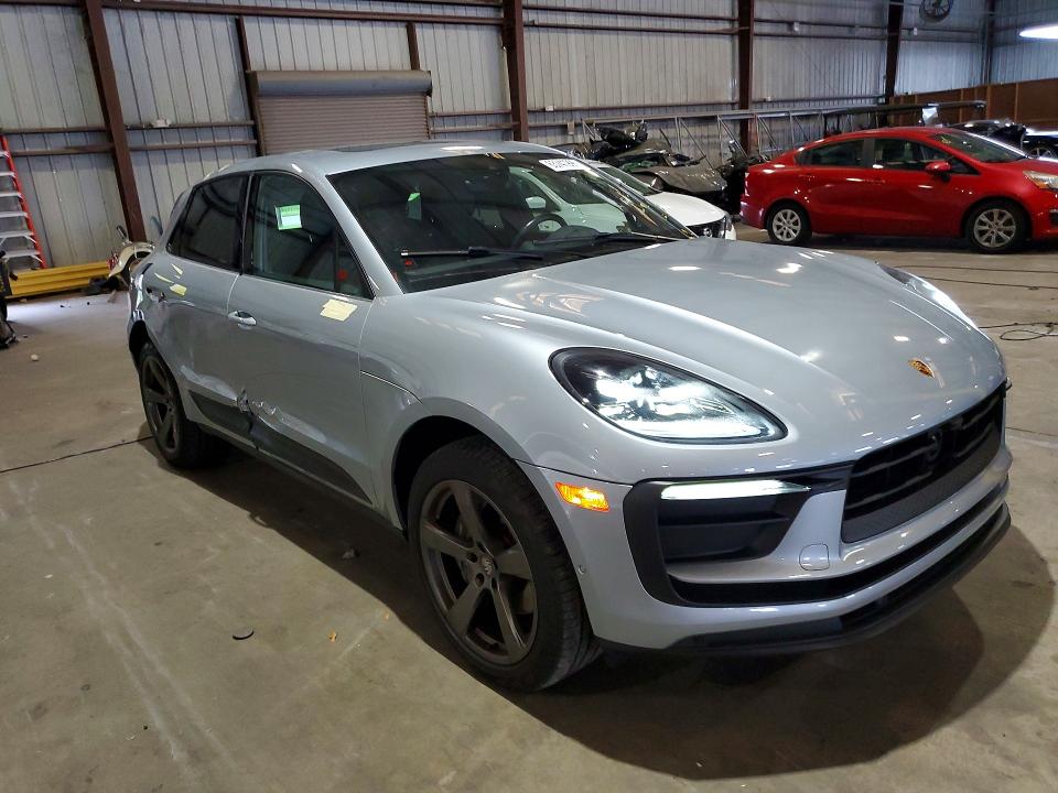 Фото 4 с аукциона – 2024 PORSCHE MACAN с VIN WP1AA2A51RLB00206