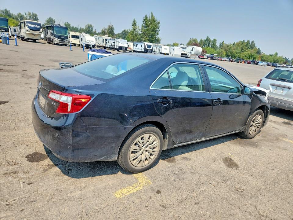 Photo 3 from auction – 2014 TOYOTA CAMRY with VIN 4T4BF1FK8ER358762