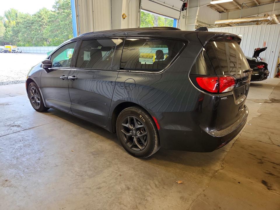 Photo 2 from auction – 2020 CHRYSLER PACIFICA with VIN 2C4RC1GGXLR116968