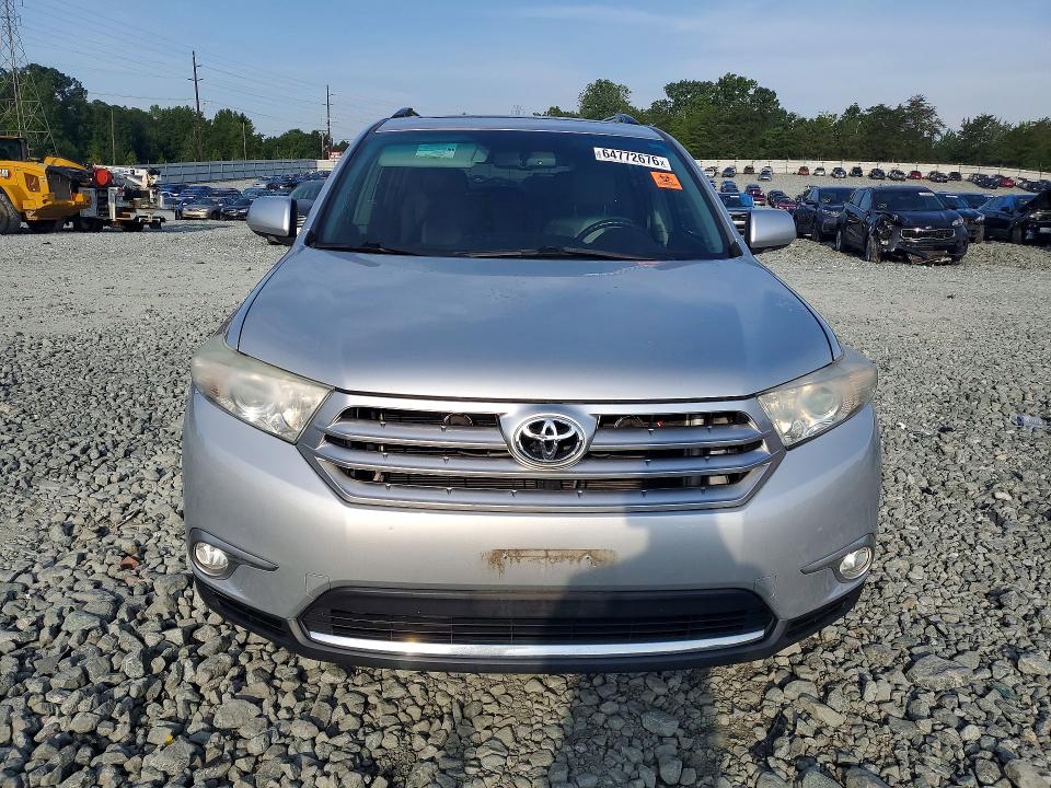 Photo 5 from auction – 2012 TOYOTA HIGHLANDER with VIN 5TDYK3EH8CS088956
