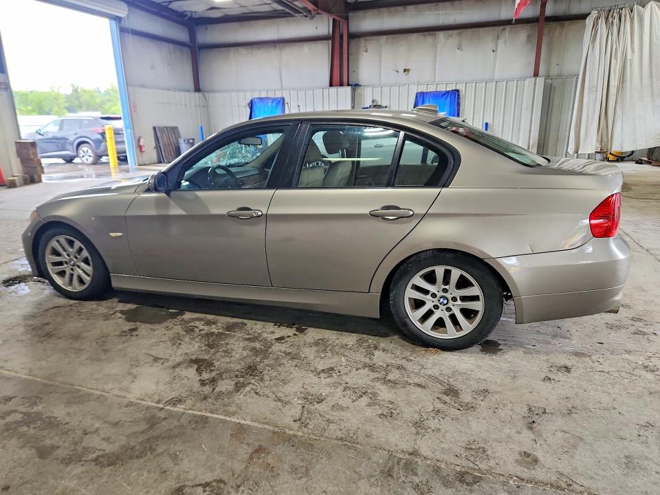 Фото 2 с аукциона – 2007 BMW 328 с VIN WBAVC73577KP36667