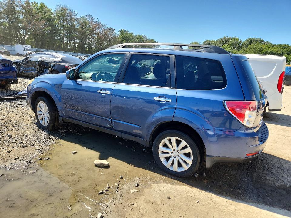 Photo 2 from auction – 2012 SUBARU FORESTER with VIN JF2SHBEC9CH437177