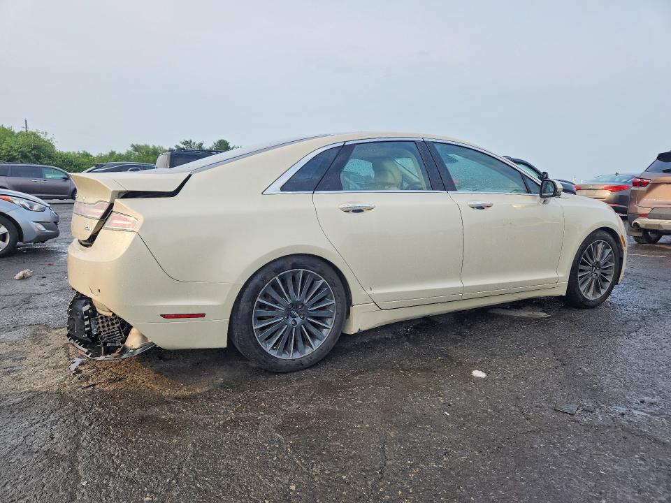 Photo 3 from auction – 2015 LINCOLN MKZ with VIN 3LN6L2LU7FR621736