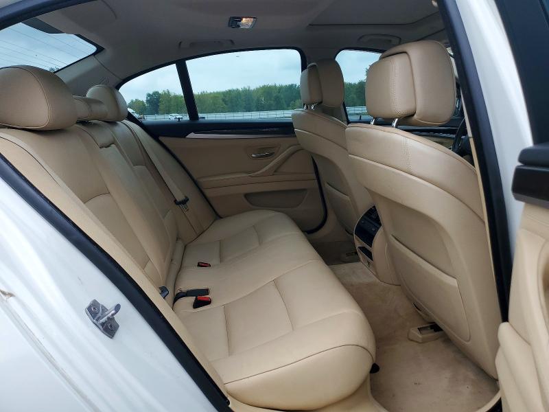 Photo 10 from auction – 2013 BMW 528 with VIN WBAXH5C55DDW16557