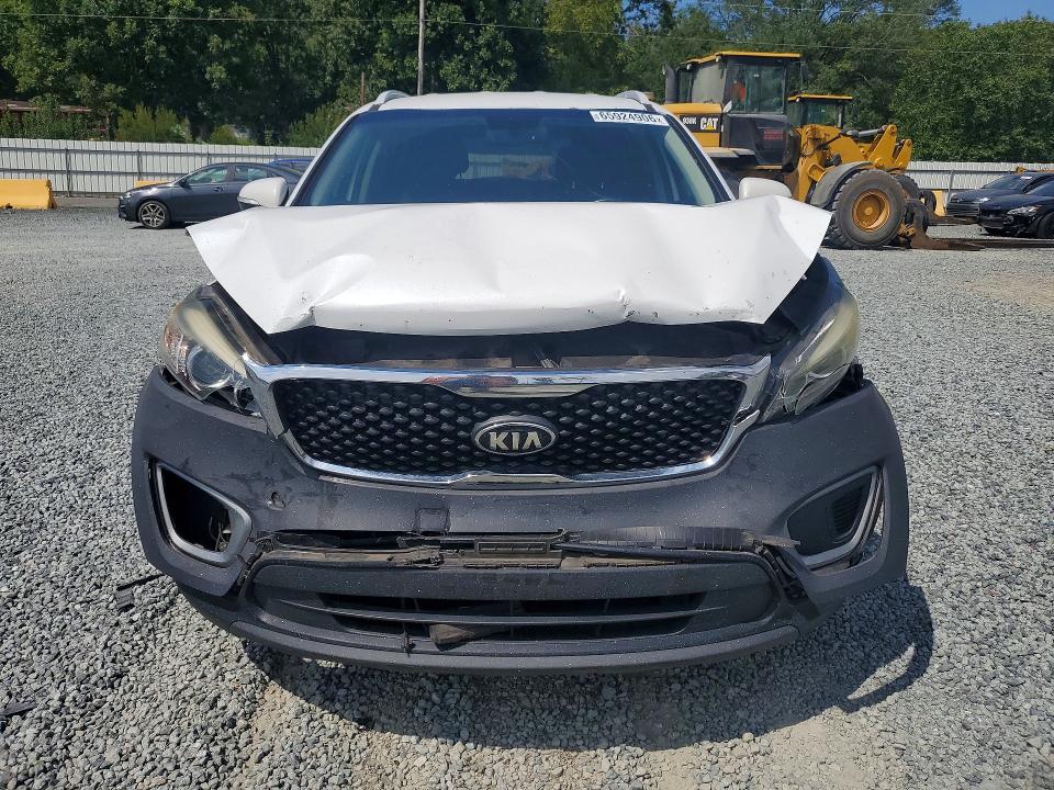 Photo 5 from auction – 2017 KIA SORENTO with VIN 5XYPG4A36HG276537