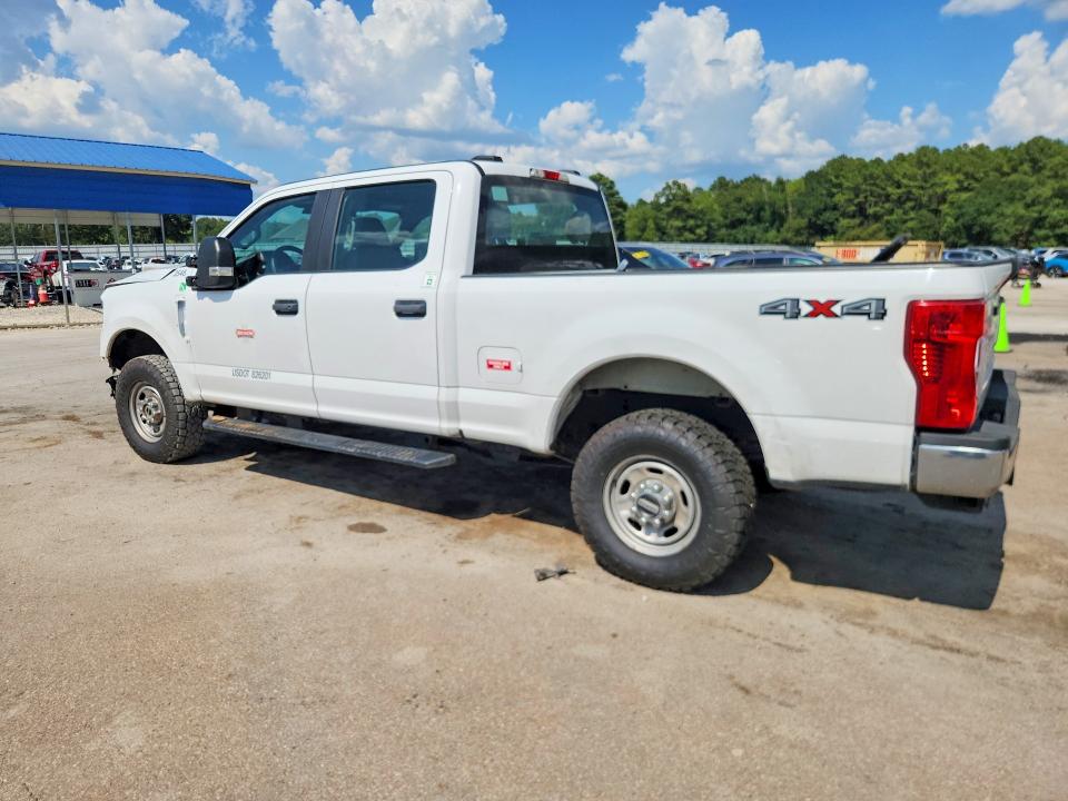 Photo 2 from auction – 2022 FORD F250 with VIN 1FT7W2B65NEF59001