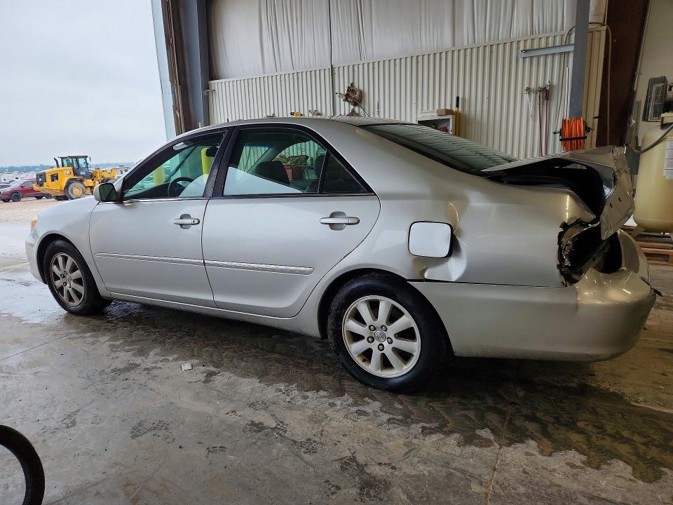 Photo 2 from auction – 2004 TOYOTA CAMRY with VIN 4T1BF32K34U067970