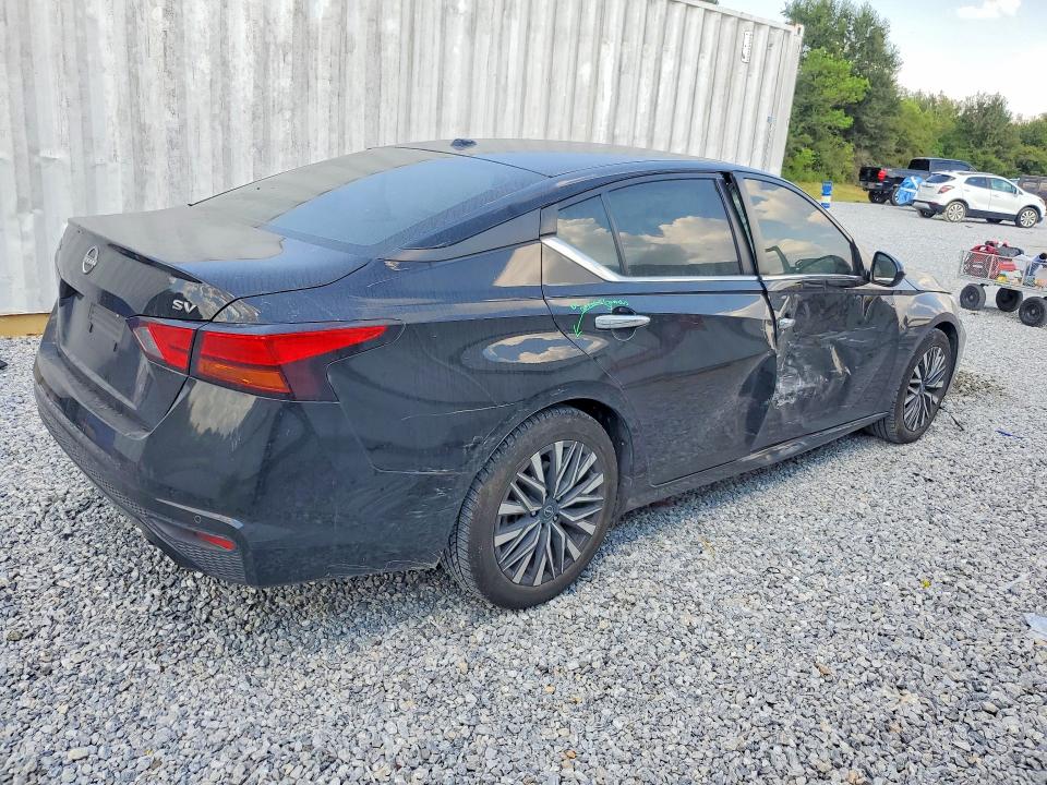 Photo 3 from auction – 2023 NISSAN ALTIMA with VIN 1N4BL4DVXPN359212