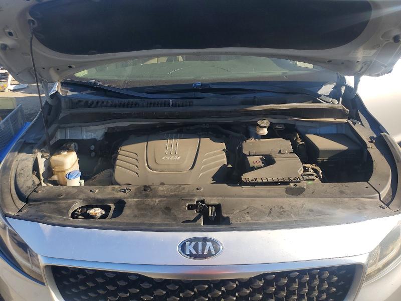 Photo 12 from auction – 2015 KIA SEDONA with VIN KNDMC5C14F6037293