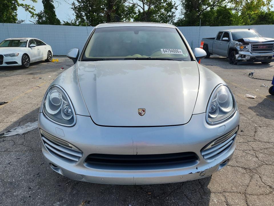 Photo 5 from auction – 2012 PORSCHE CAYENNE with VIN WP1AA2A2XCLA07214