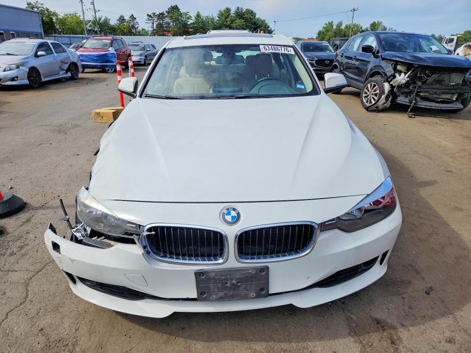 Photo 5 from auction – 2013 BMW 328 with VIN WBA3B5G51DNS02731