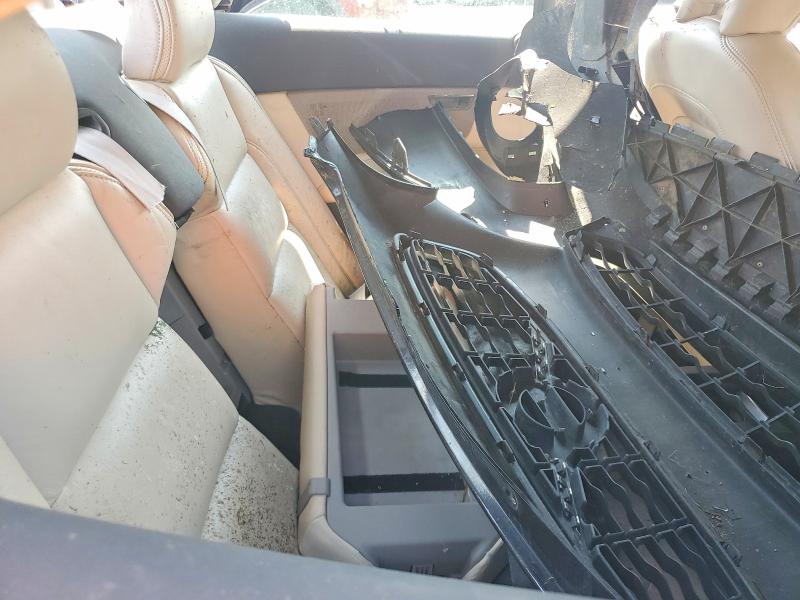 Photo 10 from auction – 2011 VOLVO C70 with VIN YV1672MC6BJ107292