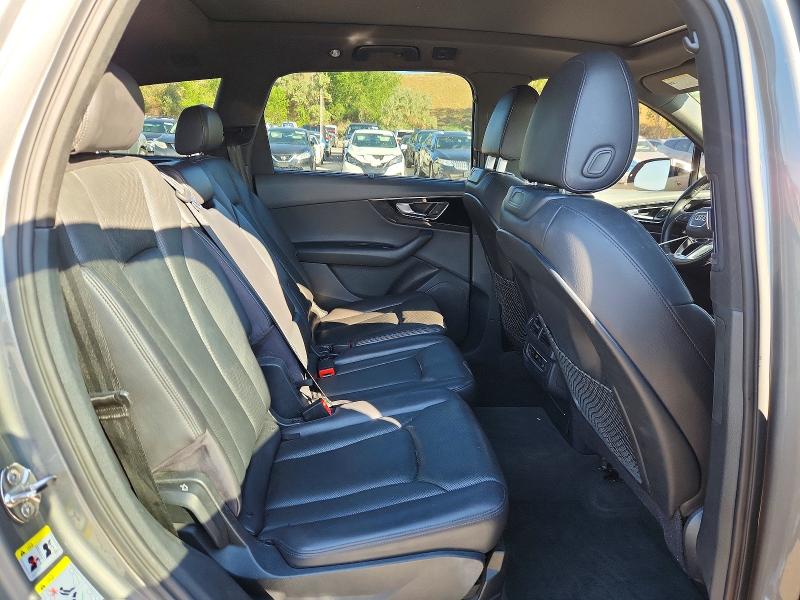 Photo 11 from auction – 2017 AUDI Q7 with VIN WA1LHAF7XHD049978