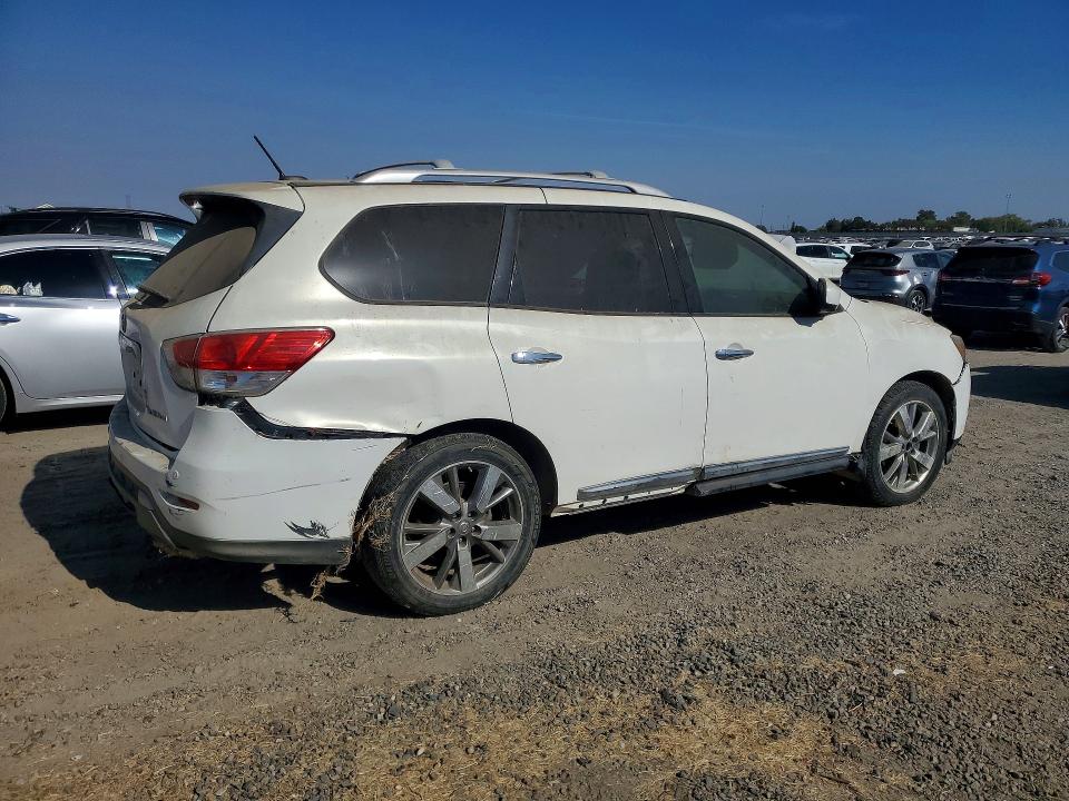 Photo 3 from auction – 2013 NISSAN PATHFINDER with VIN 5N1AR2MNXDC683515