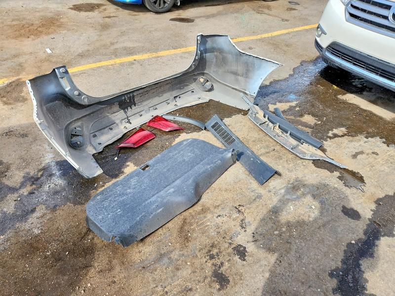 Photo 13 from auction – 2018 MITSUBISHI OUTLANDER with VIN JA4AD3A31JZ050870