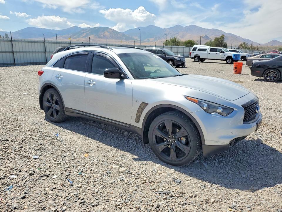 Photo 4 from auction – 2017 INFINITI QX70 with VIN JN8CS1MW7HM414302