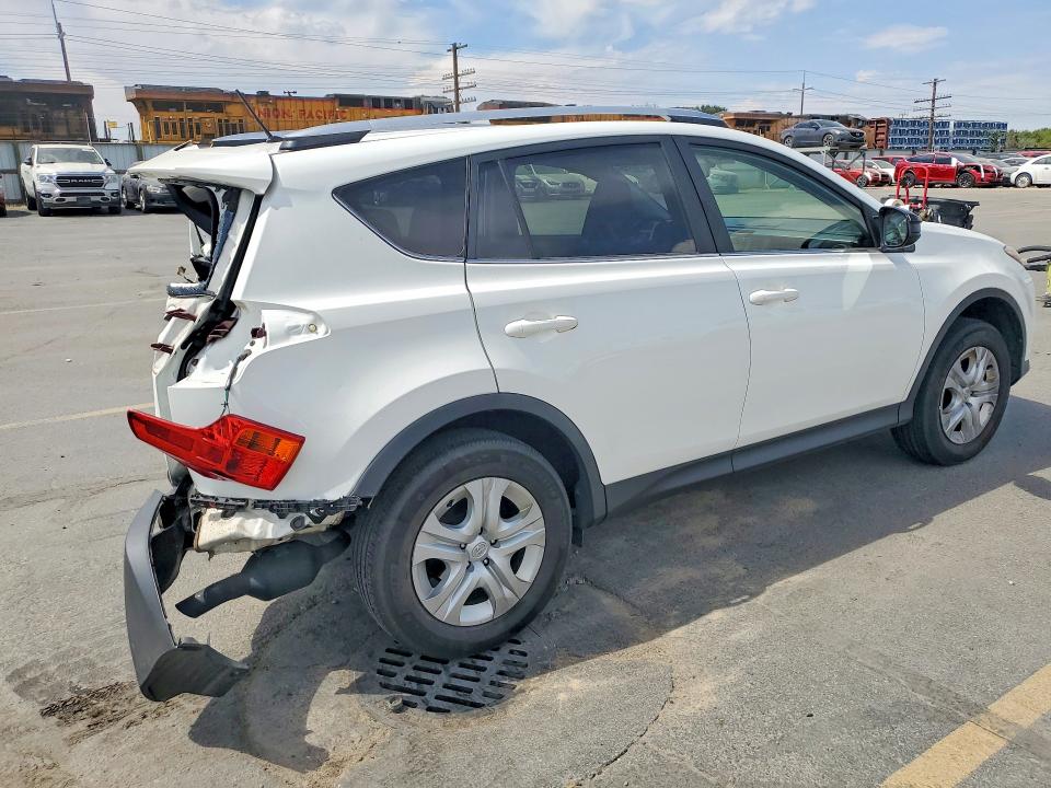 Photo 3 from auction – 2015 TOYOTA RAV4 with VIN JTMBFREV4FJ026054