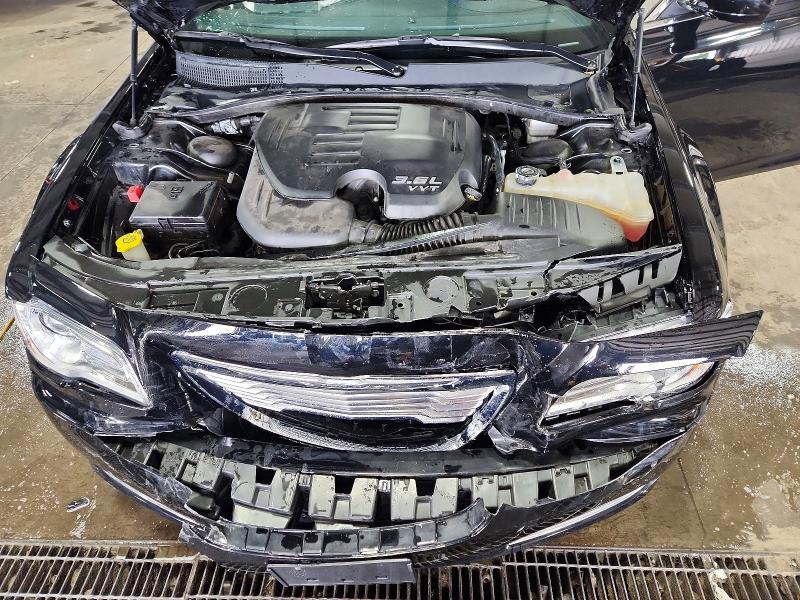 Photo 11 from auction – 2013 CHRYSLER 300 with VIN 2C3CCARG3DH739489