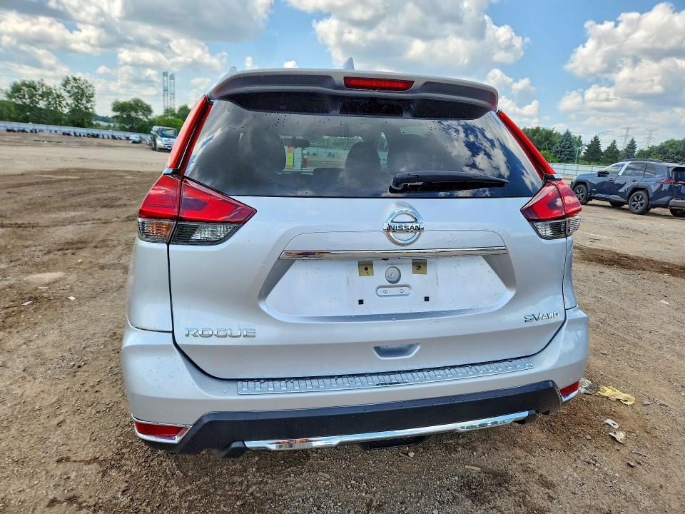 Photo 6 from auction – 2017 NISSAN ROGUE with VIN KNMAT2MV4HP598142