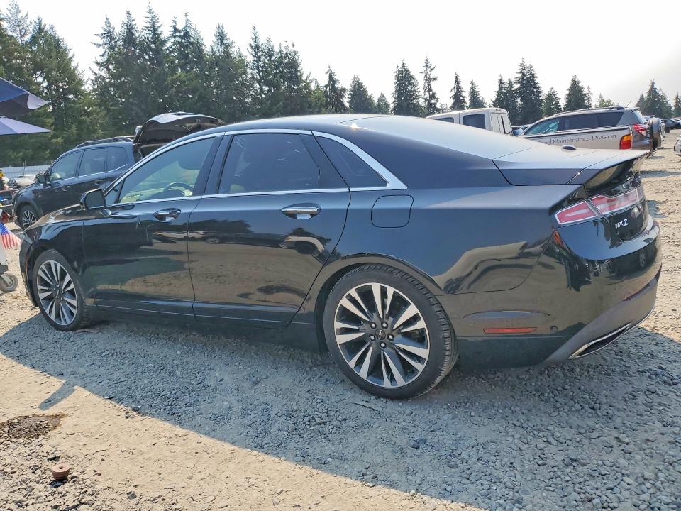Photo 2 from auction – 2017 LINCOLN MKZ with VIN 3LN6L5MU2HR609948