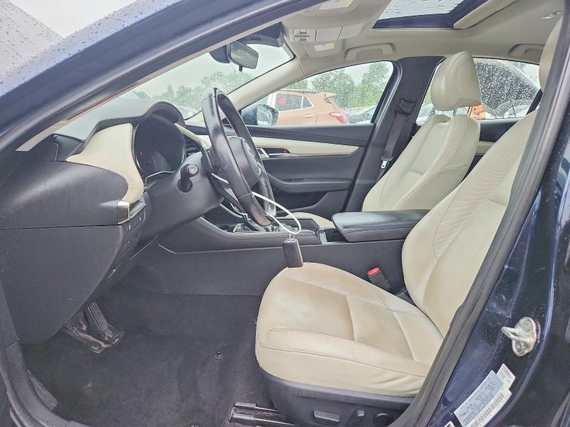 Снимка 7 от търг – 2021 MAZDA 3 с VIN JM1BPBDL3M1312916