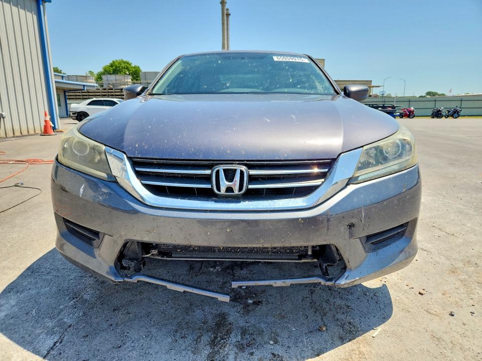Photo 5 from auction – 2014 HONDA ACCORD with VIN 1HGCR2F32EA035447