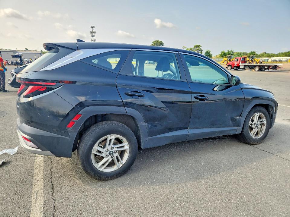 Photo 3 from auction – 2025 HYUNDAI TUCSON with VIN 5NMJACDE9SH465405