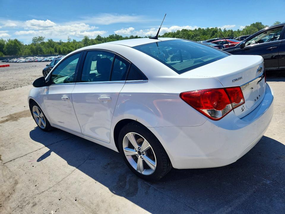 Photo 2 from auction – 2014 CHEVROLET CRUZE with VIN 1G1PE5SB4E7189657