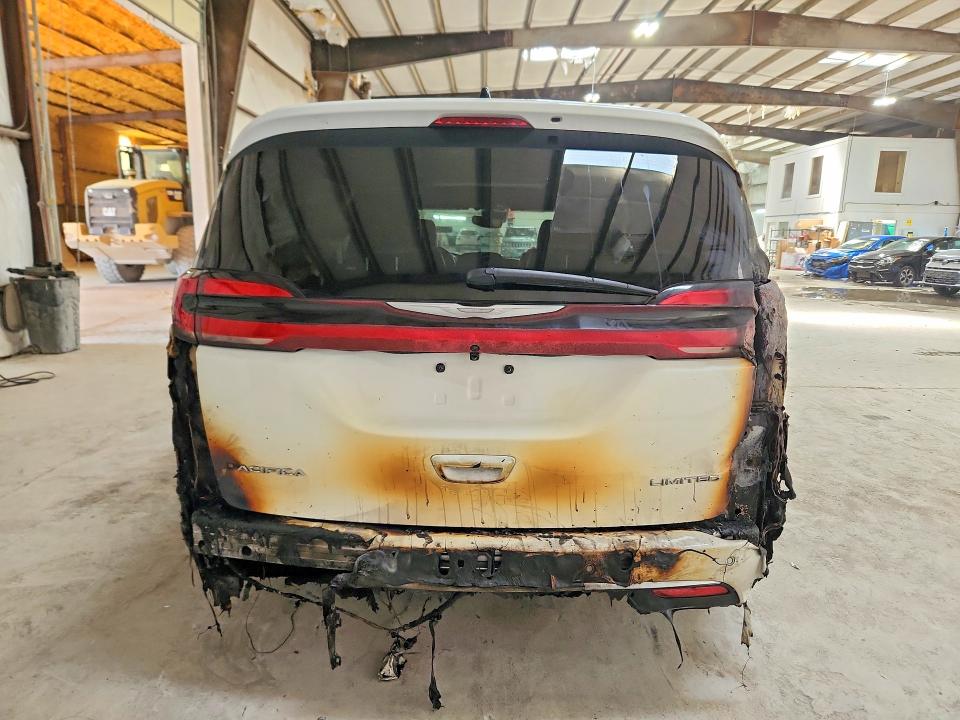 Photo 6 from auction – 2026 CHRYSLER PACIFICA with VIN 2C4RC1GG2TR178655