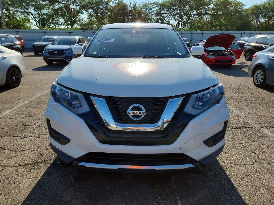 Photo 5 from auction – 2017 NISSAN ROGUE with VIN KNMAT2MT1HP555828