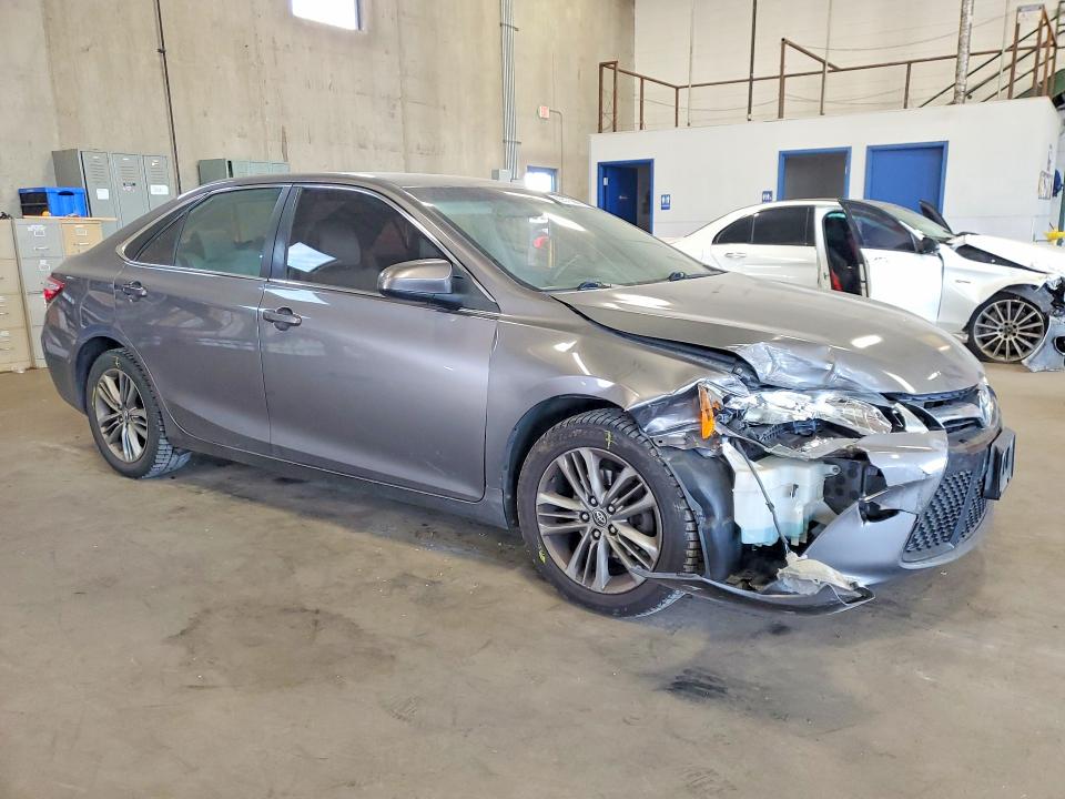 Photo 4 from auction – 2015 TOYOTA CAMRY with VIN 4T1BF1FK9FU892302