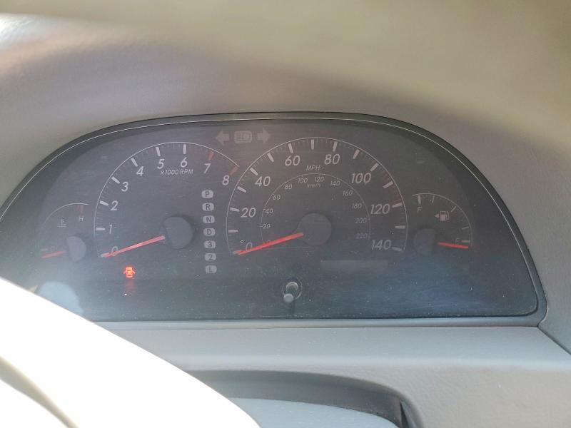 Photo 9 from auction – 2005 TOYOTA CAMRY with VIN 4T1BE32K95U584243
