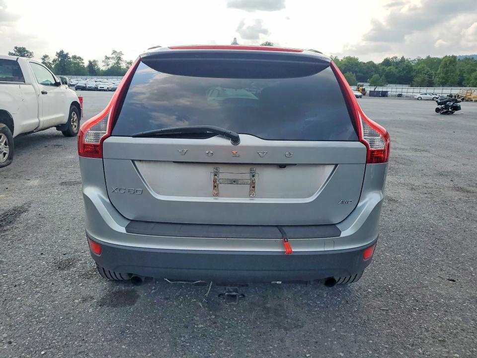 Photo 6 from auction – 2012 VOLVO XC60 with VIN YV4940DZ3C2285979