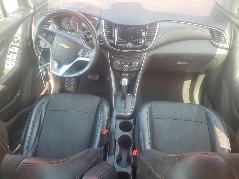 Photo 8 from auction – 2019 CHEVROLET TRAX with VIN 3GNCJLSB7KL117503