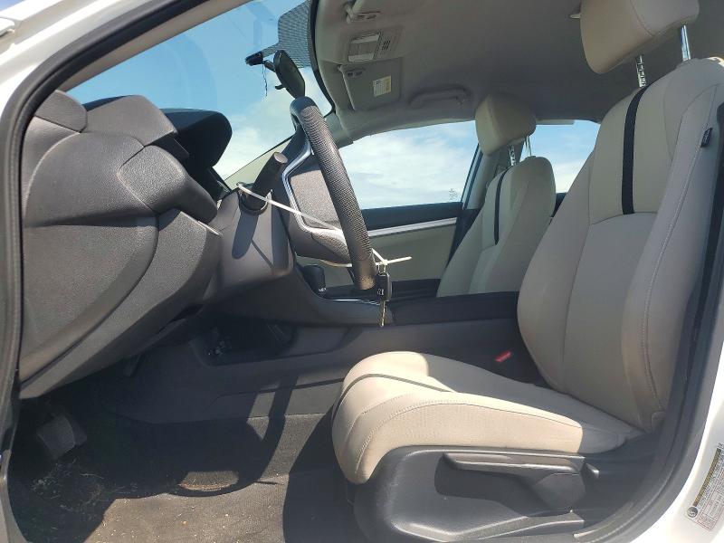 Photo 7 from auction – 2016 HONDA CIVIC with VIN 2HGFC2F50GH574265