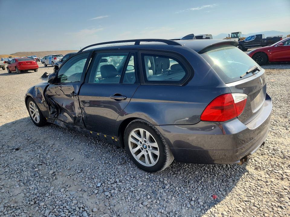Foto 2 de la subasta – 2007 BMW 328 con VIN WBAVT735X7FZ36080