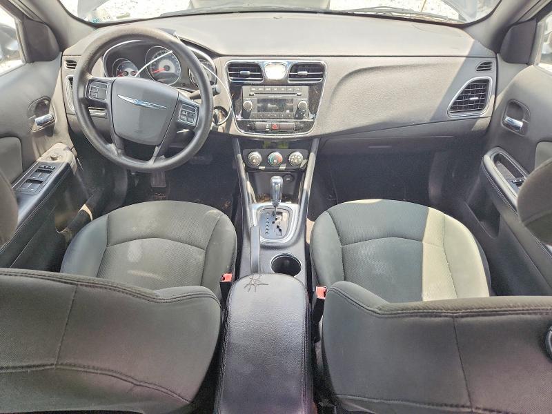 Снимка 8 от търг – 2012 CHRYSLER 200 с VIN 1C3CCBAB5CN113745