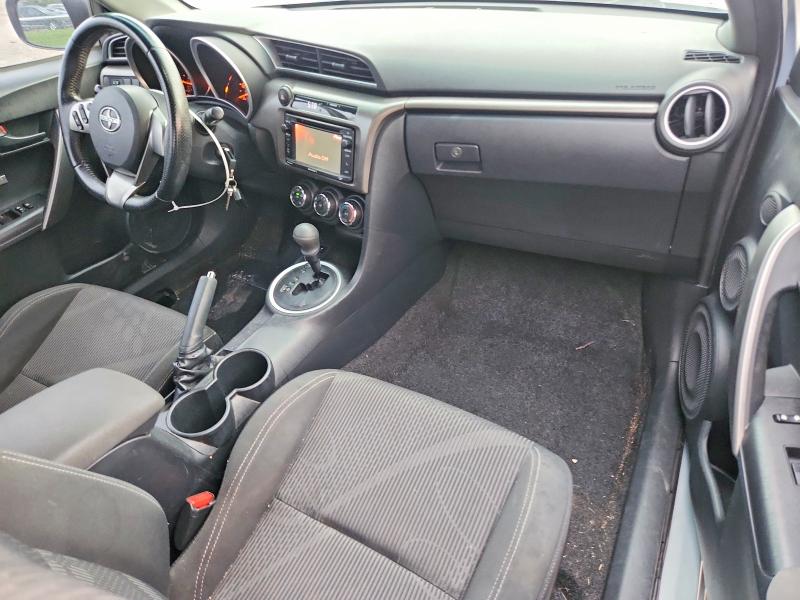 Photo 8 from auction – 2014 SCION TC with VIN JTKJF5C78E3070451
