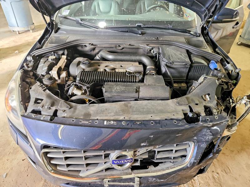 Photo 11 from auction – 2013 VOLVO S60 with VIN YV1612FS0D1212824