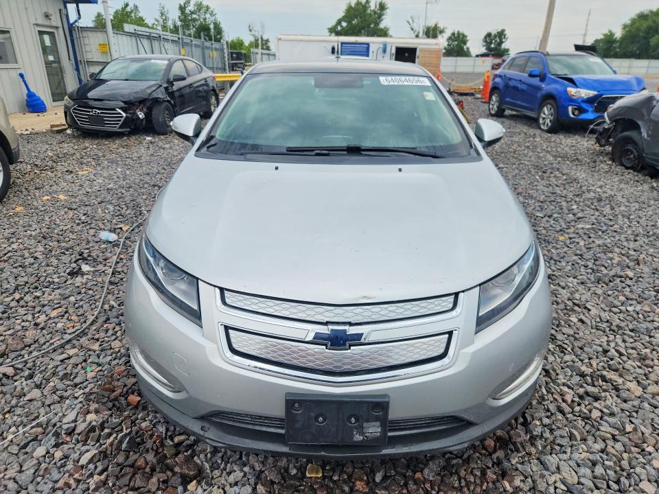 Photo 5 from auction – 2012 CHEVROLET VOLT with VIN 1G1RA6E4XCU127363